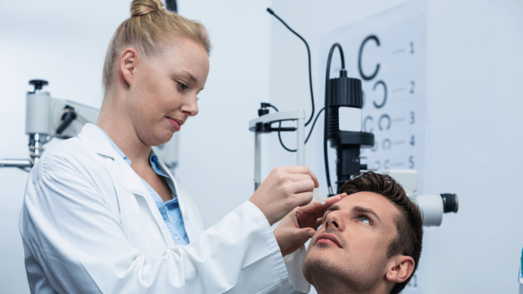 Stay out of complications with these cataract surgery recovery tips